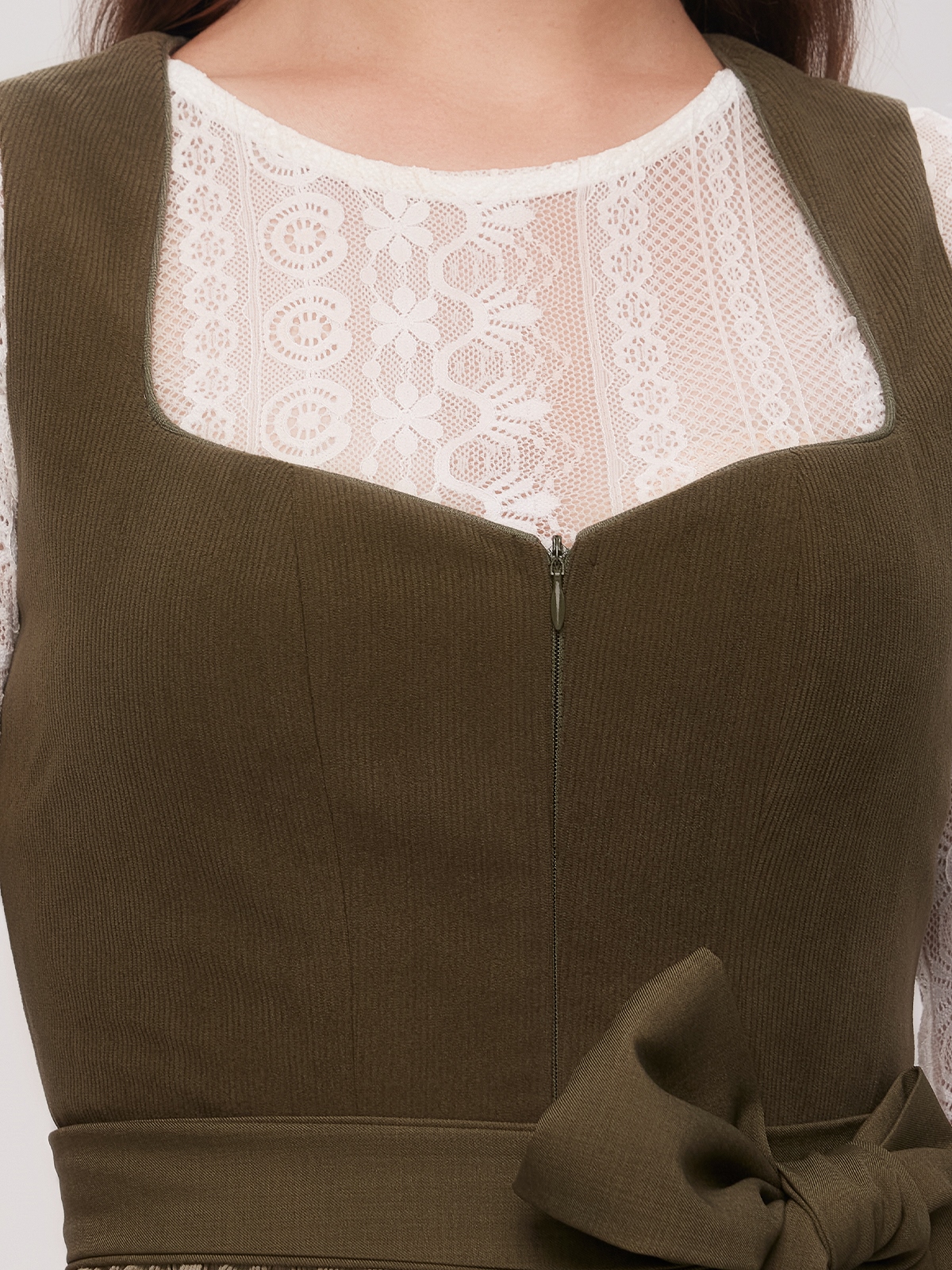 Dirndl Grün Schwarz