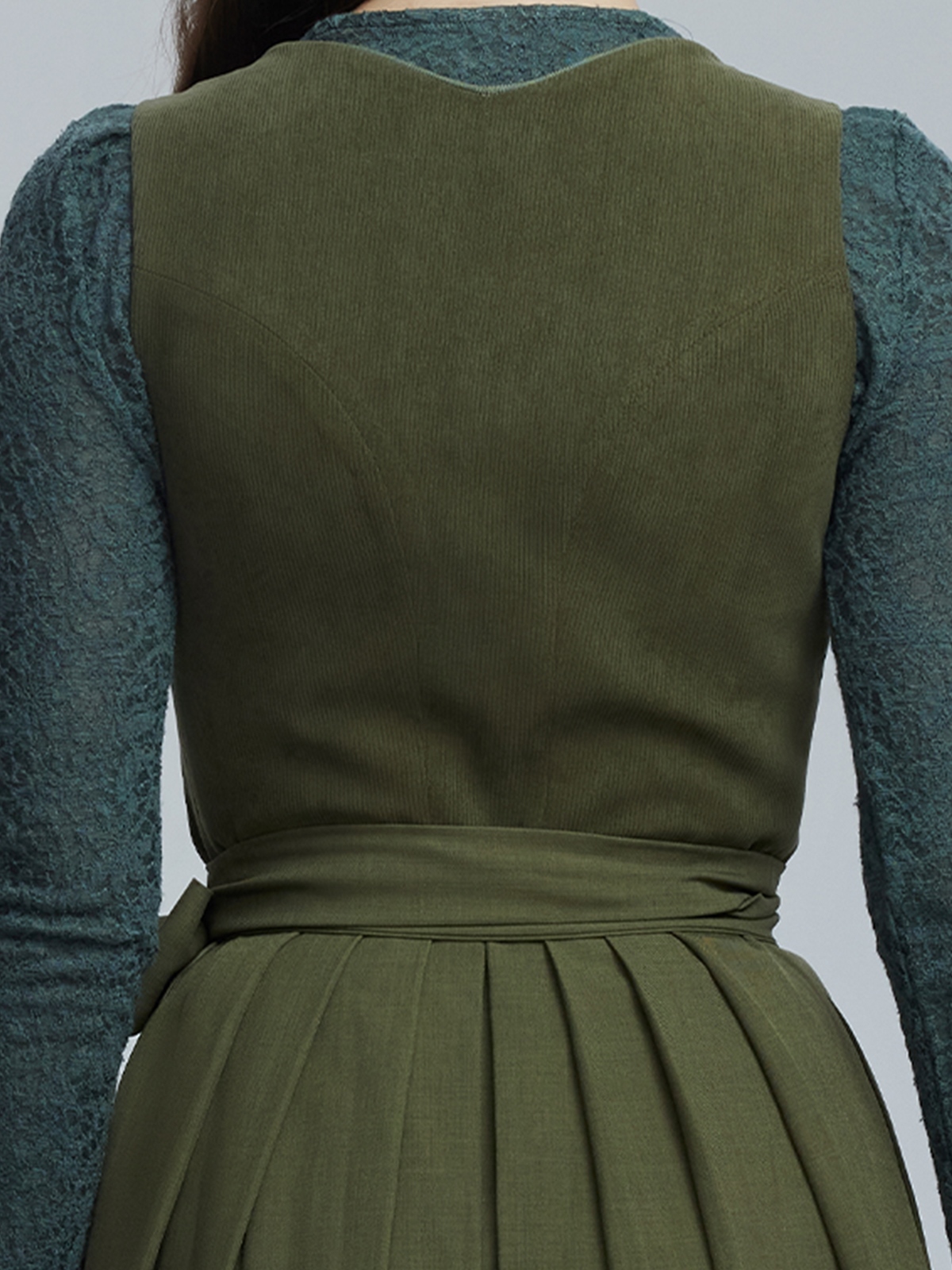 Dirndl in Grün – stilvoll und günstig