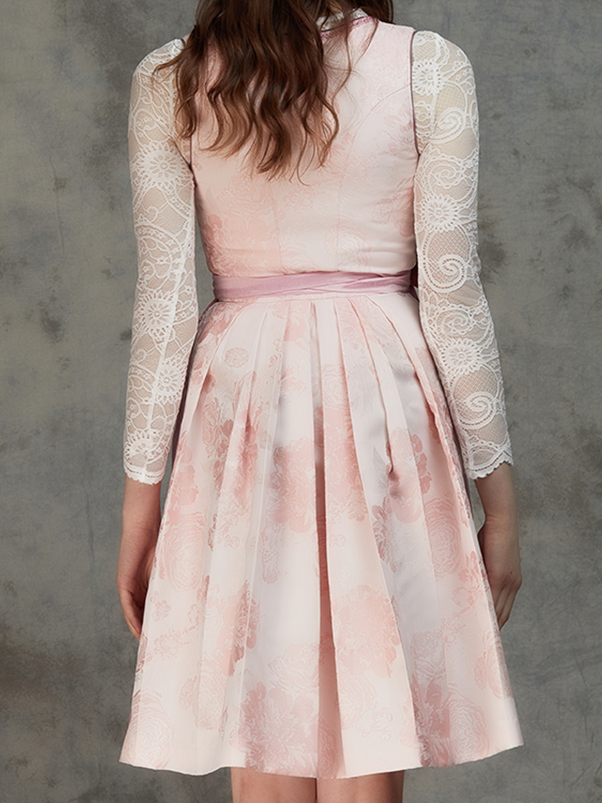 Dirndl in Grün-Beige