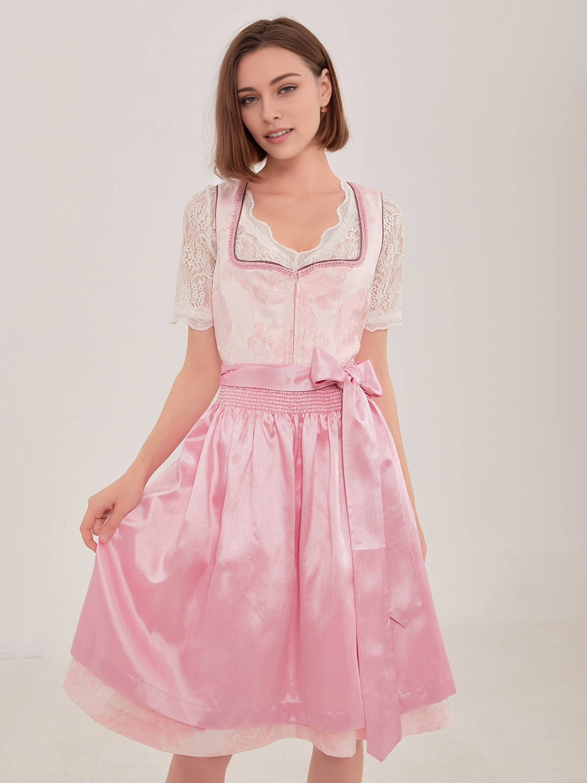 Modernes Dirndl in Blau