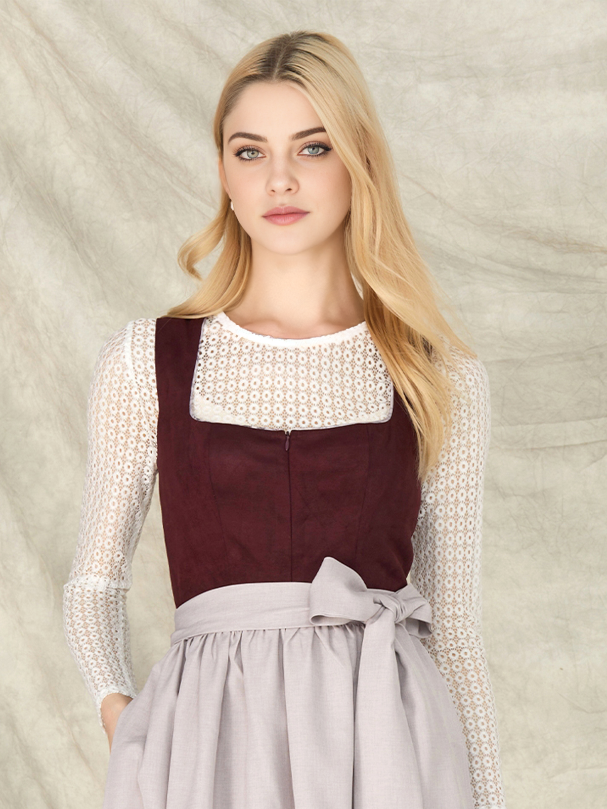 Dirndl in Lila – stilvoll und feminin