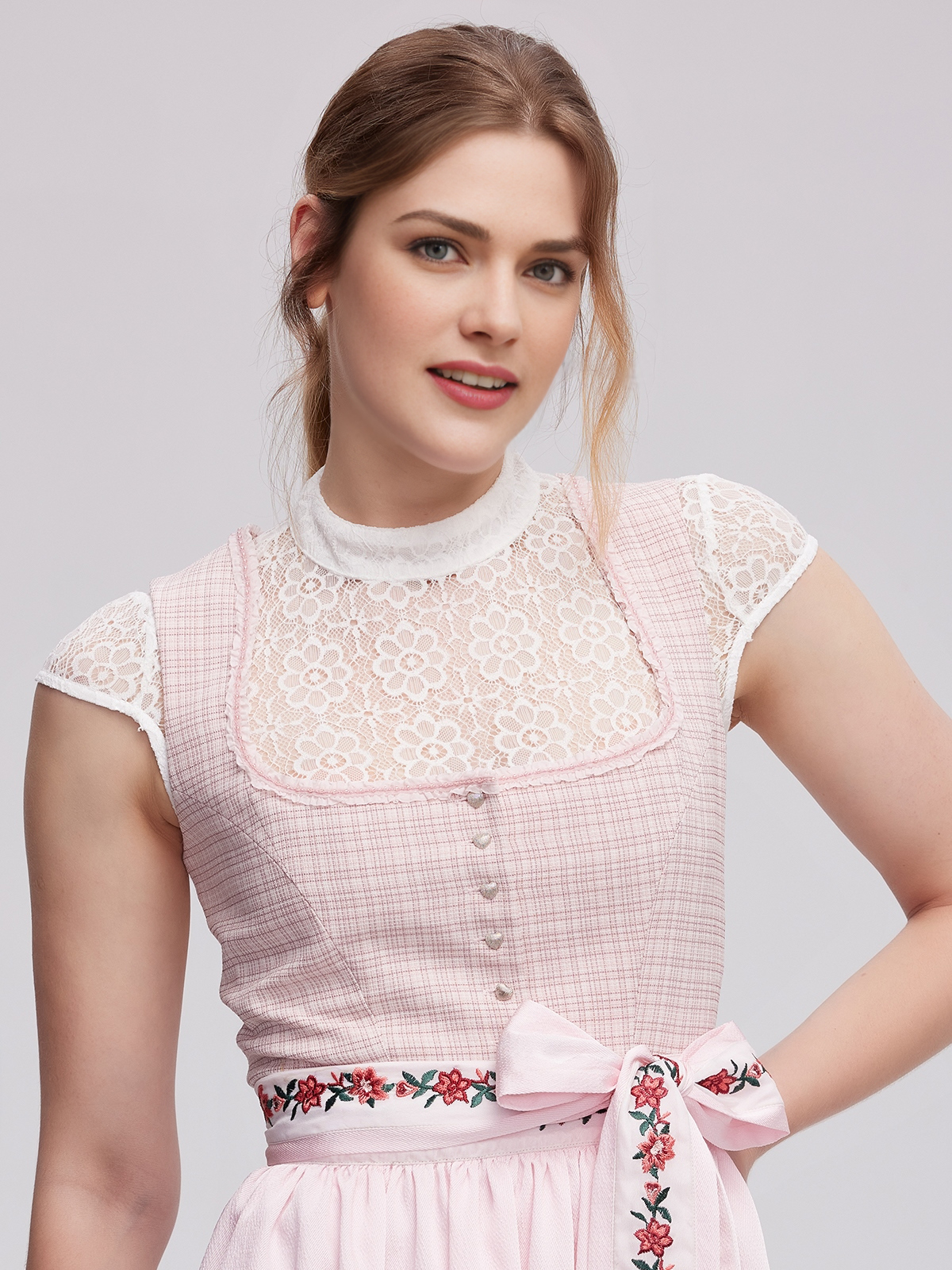 Dirndl in Rosa und Grün
