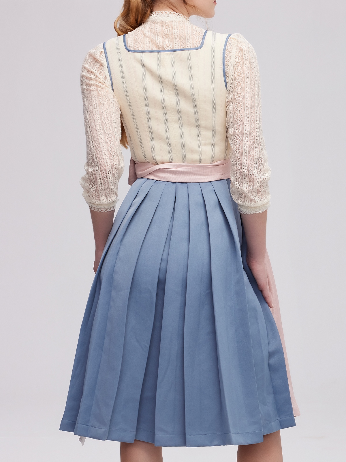Dirndl in Beige mit perfektem Schnitt