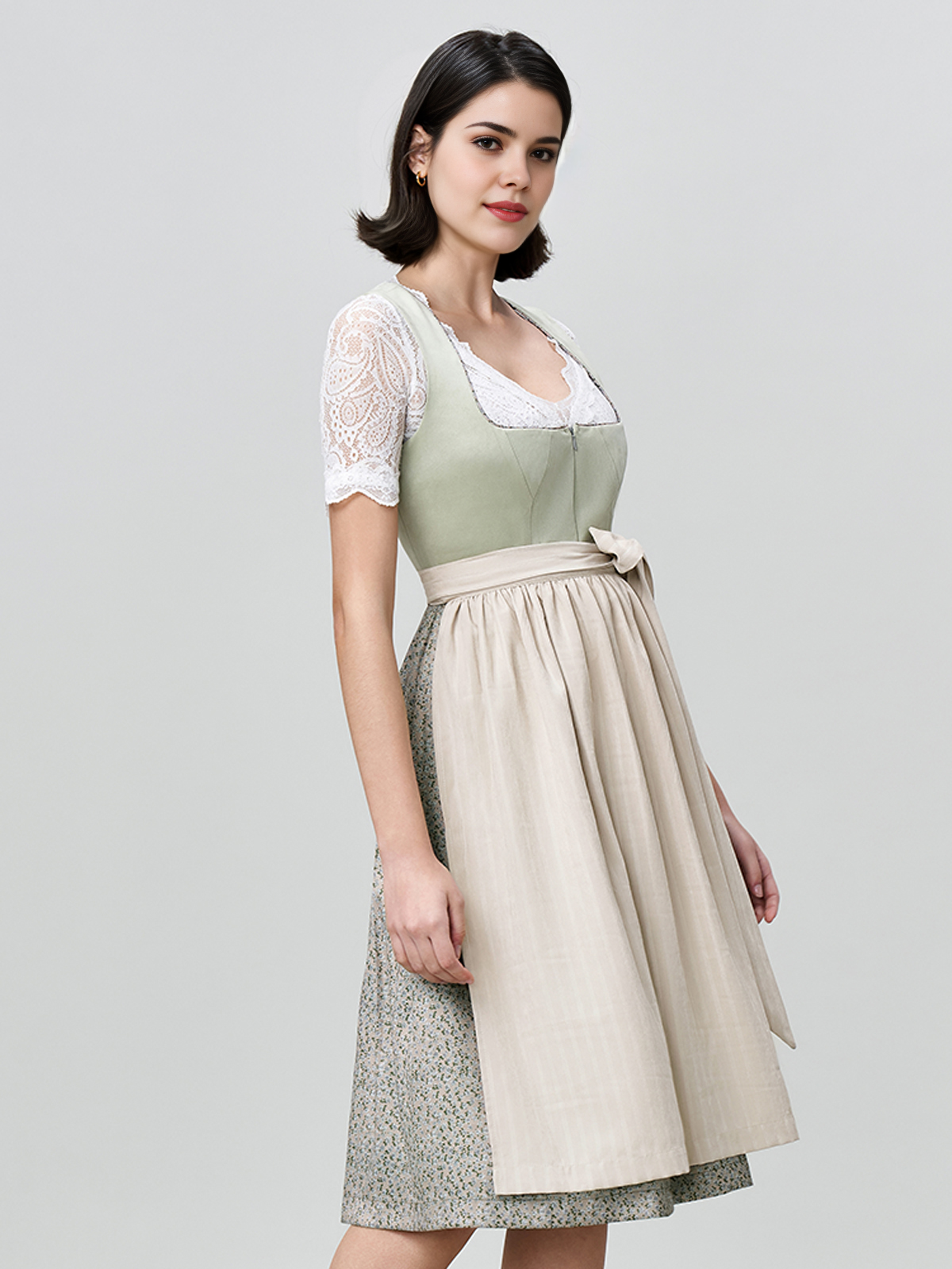 Dirndl in Grün mit modernem Schnitt